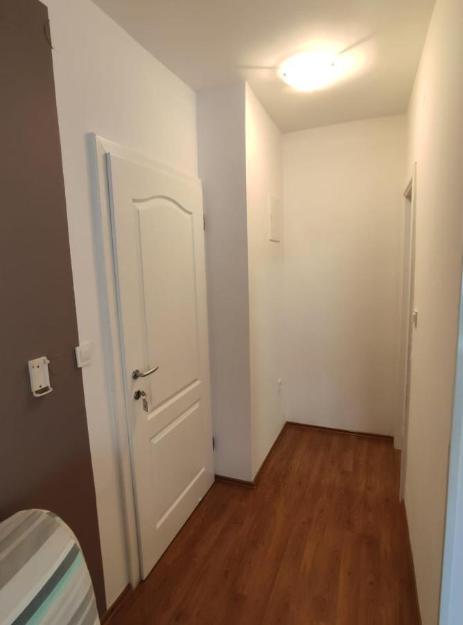 Ivana Apartman 2 Crikvenica Esterno foto