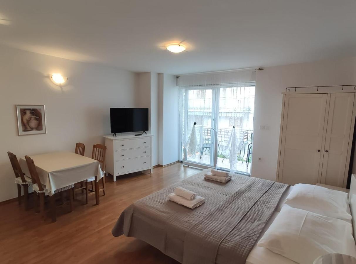 Ivana Apartman 2 Crikvenica Esterno foto
